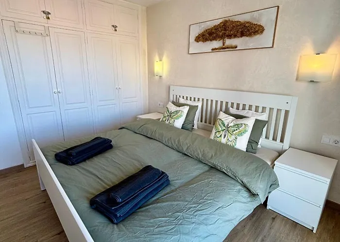 Victoria Apartment, * Адехе