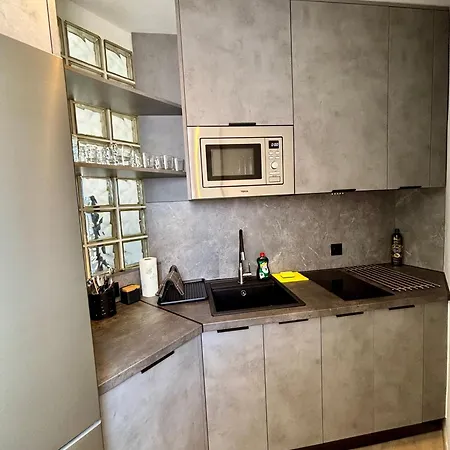 Victoria Apartment,